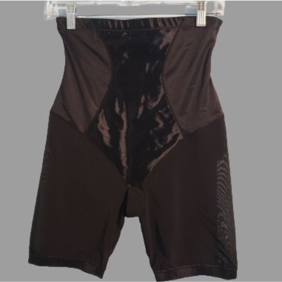 Maidenform Other - BODYSHAPER SHORT SIZE L